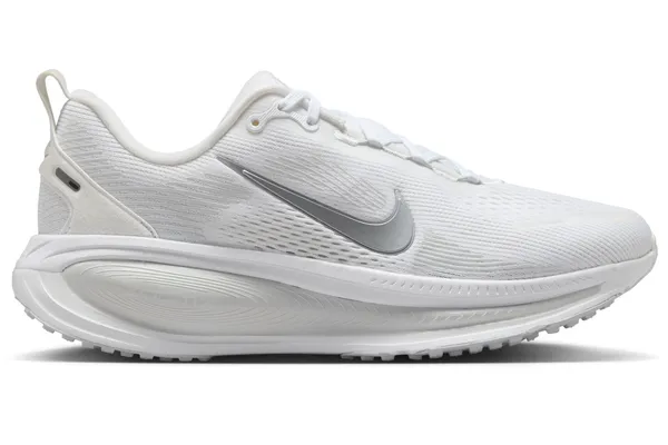 Nike Women's Vomero 18 White/Photon Dust/Summit White/Metallic Silver