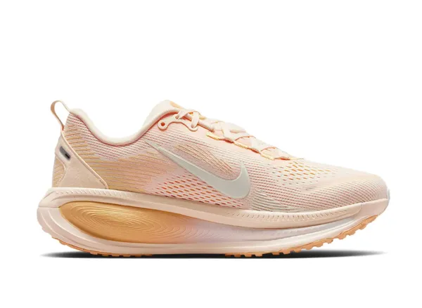 Nike Women's Vomero 18 Guava Ice/Orange Chalk/Sail