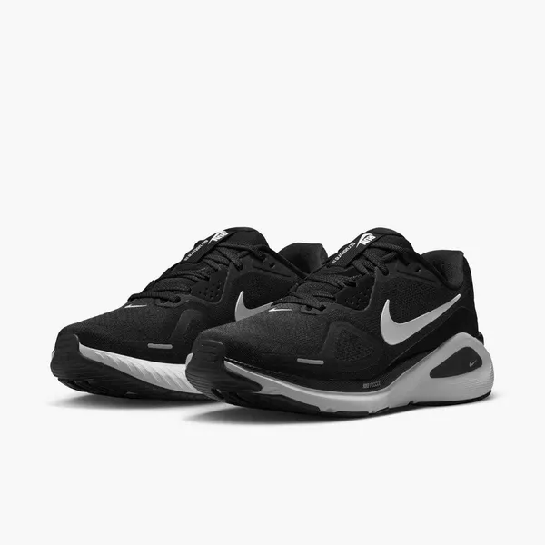 Nike Women's Structure 26 Black/White/Wolf Grey/Metallic Silver